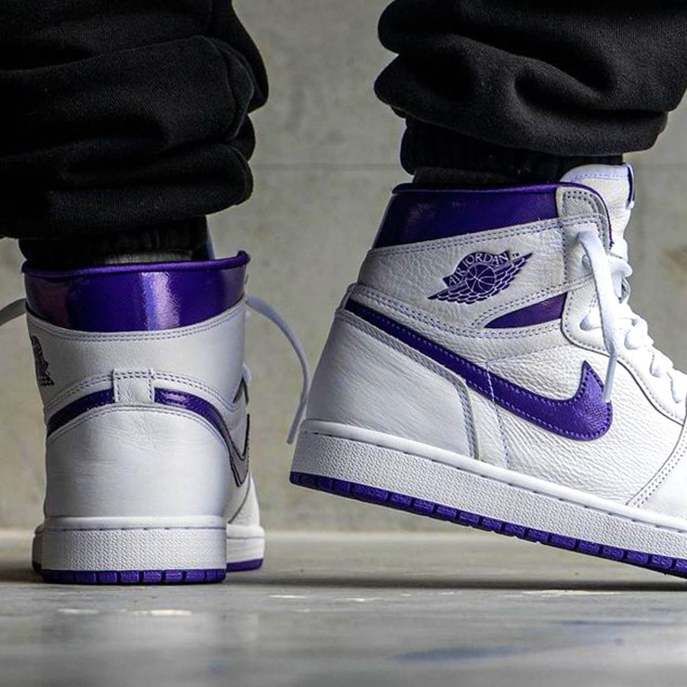 Air Jordan 1 High OG Wmns 'Court Purple'- Streetwear Fashion - thesclo.com