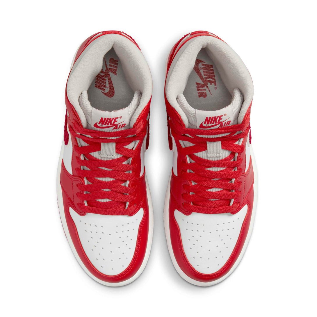Air Jordan 1 High OG Wmns 'Newstalgia Chenille'- Streetwear Fashion - thesclo.com