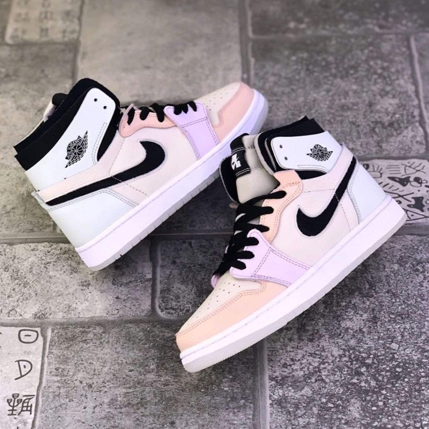 Air Jordan 1 High Zoom Comfort Wmns 'Easter'- Streetwear Fashion - thesclo.com