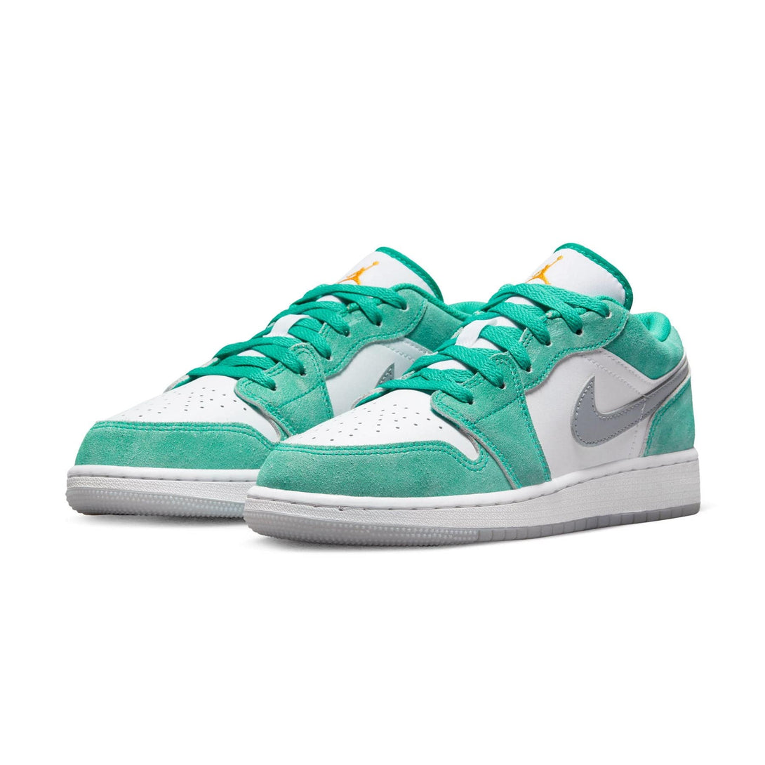 Air Jordan 1 Low SE GS 'New Emerald'- Streetwear Fashion - thesclo.com