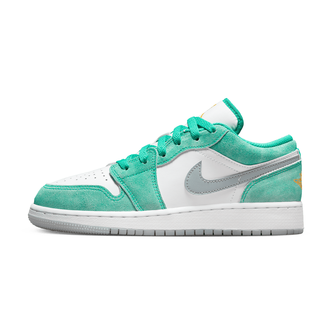 Air Jordan 1 Low SE GS 'New Emerald'- Streetwear Fashion - thesclo.com