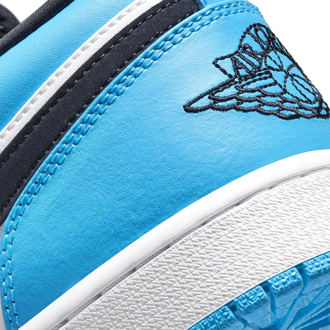 Air Jordan 1 Low 'UNC'- Streetwear Fashion - thesclo.com