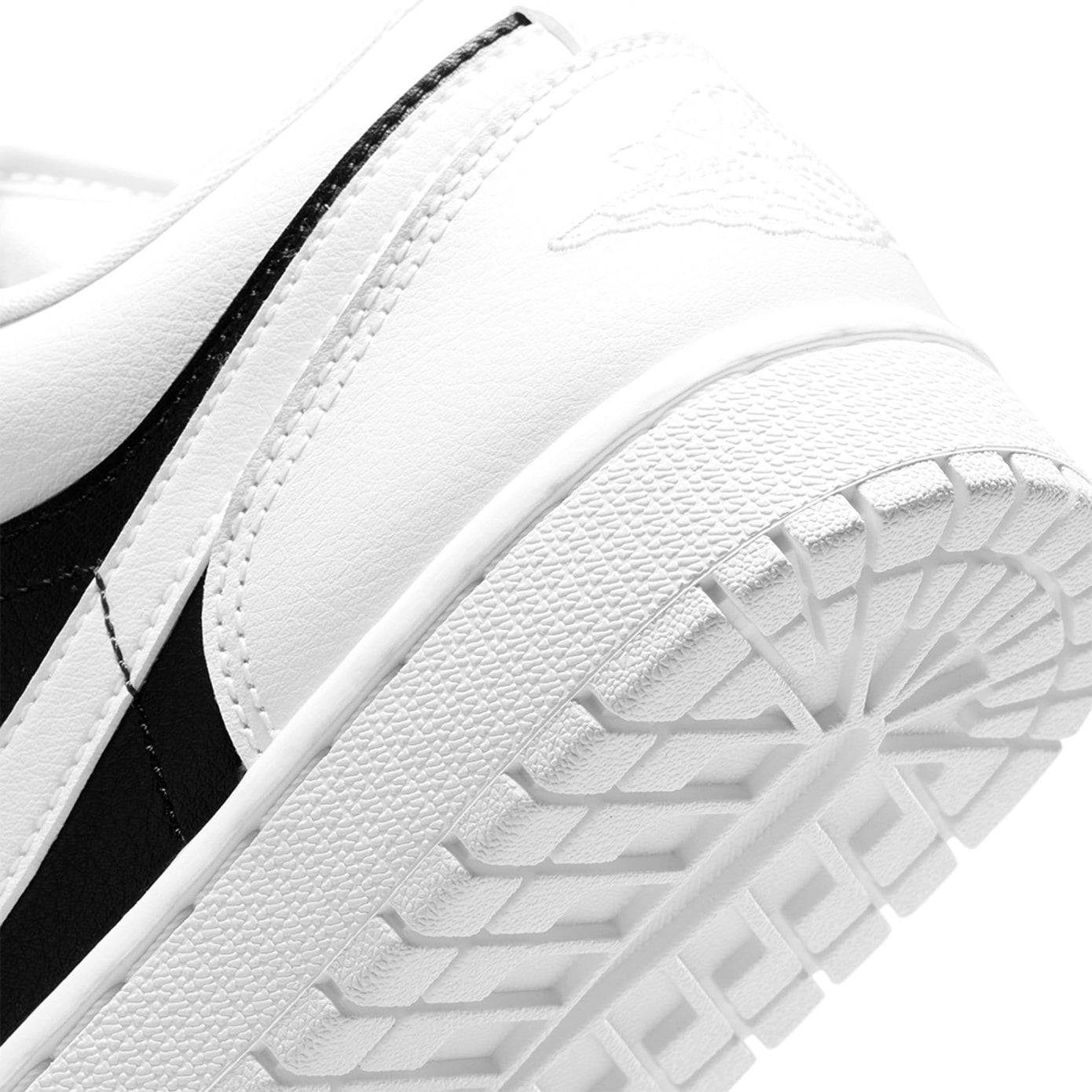 Air Jordan 1 Low Wmns 'Panda'- Streetwear Fashion - thesclo.com