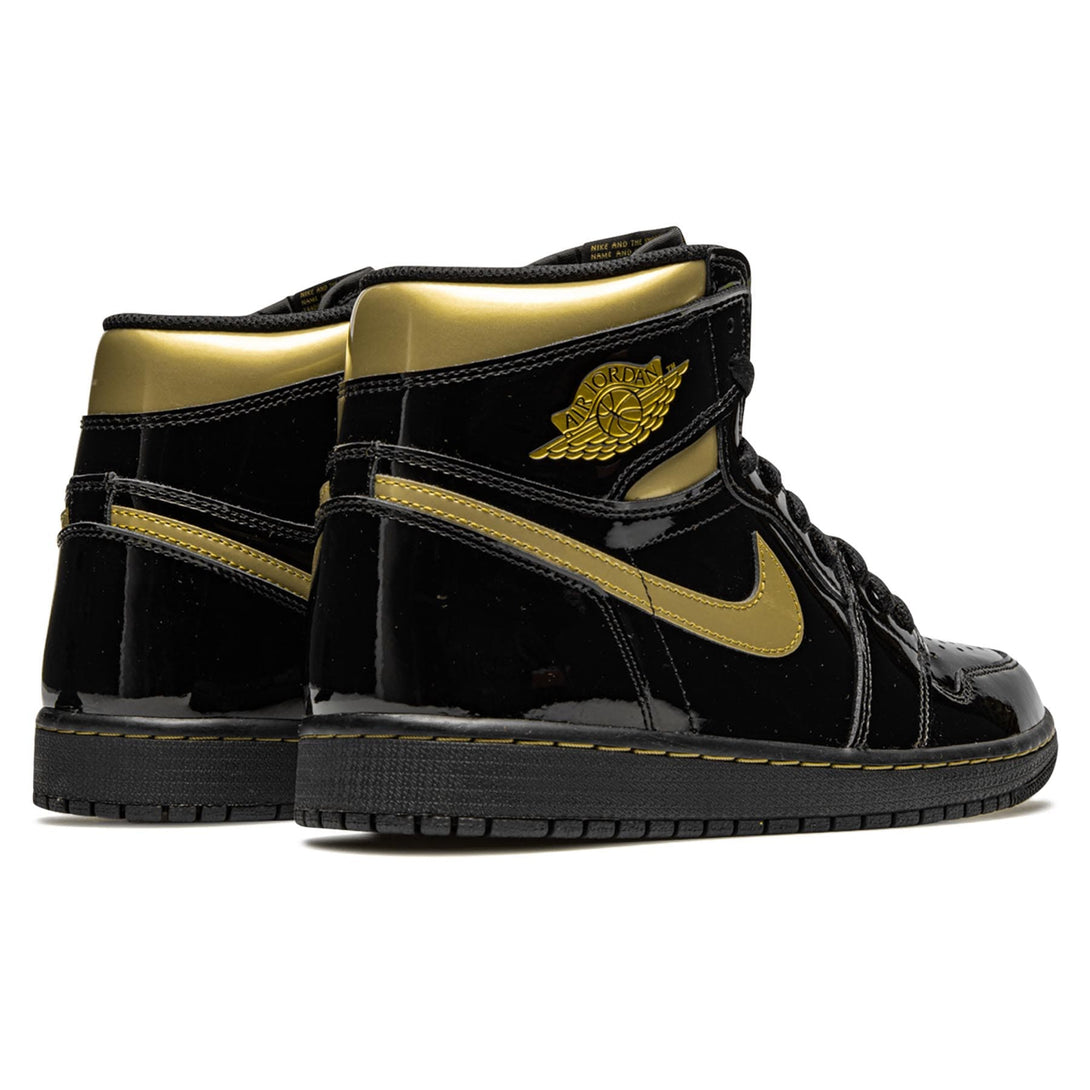 Air Jordan 1 Retro High OG 'Black Metallic Gold'- Streetwear Fashion - thesclo.com