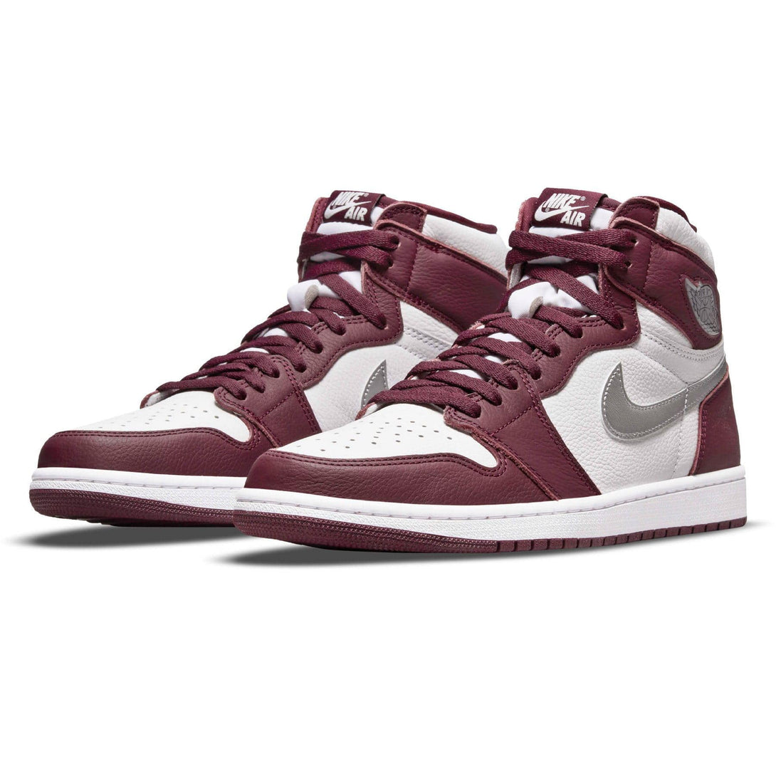 Air Jordan 1 Retro High OG 'Bordeaux'- Streetwear Fashion - thesclo.com