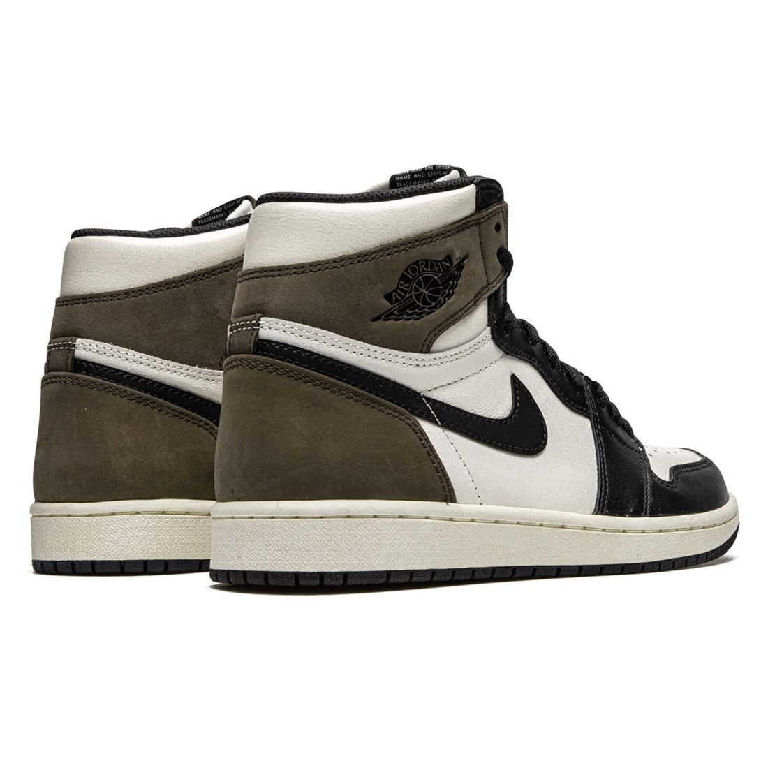 Air Jordan 1 Retro High OG 'Dark Mocha'- Streetwear Fashion - thesclo.com