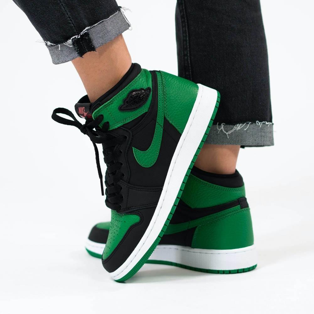 Air Jordan 1 Retro High OG GS 'Pine Green 2.0'- Streetwear Fashion - thesclo.com