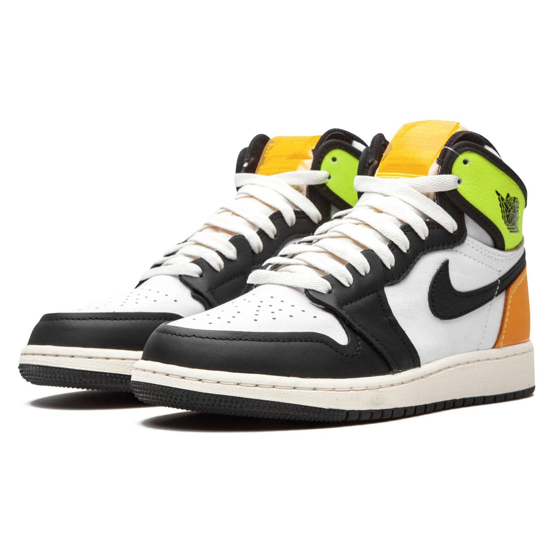 Air Jordan 1 Retro High OG GS 'Volt Gold'- Streetwear Fashion - thesclo.com