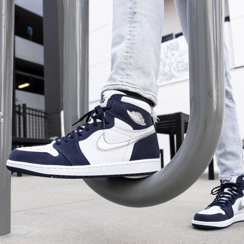 Air Jordan 1 Retro High co.JP 'Midnight Navy' 2020- Streetwear Fashion - thesclo.com