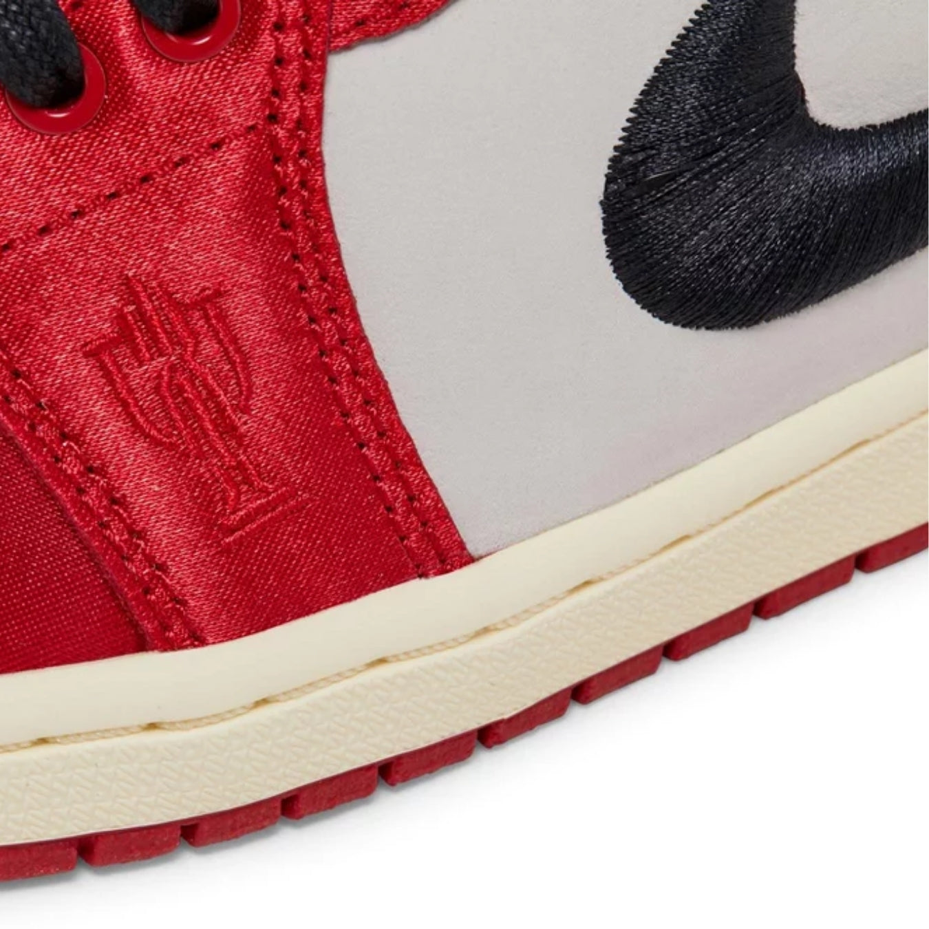 Air Jordan 1 Retro Low OG Trophy Room Away - Streetwear Fashion - thesclo.com