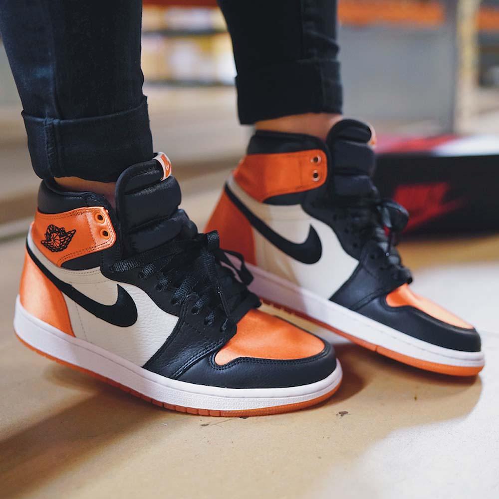 Air Jordan 1 WMNS Satin 'Shattered Backboard' Orange Black- Streetwear Fashion - thesclo.com