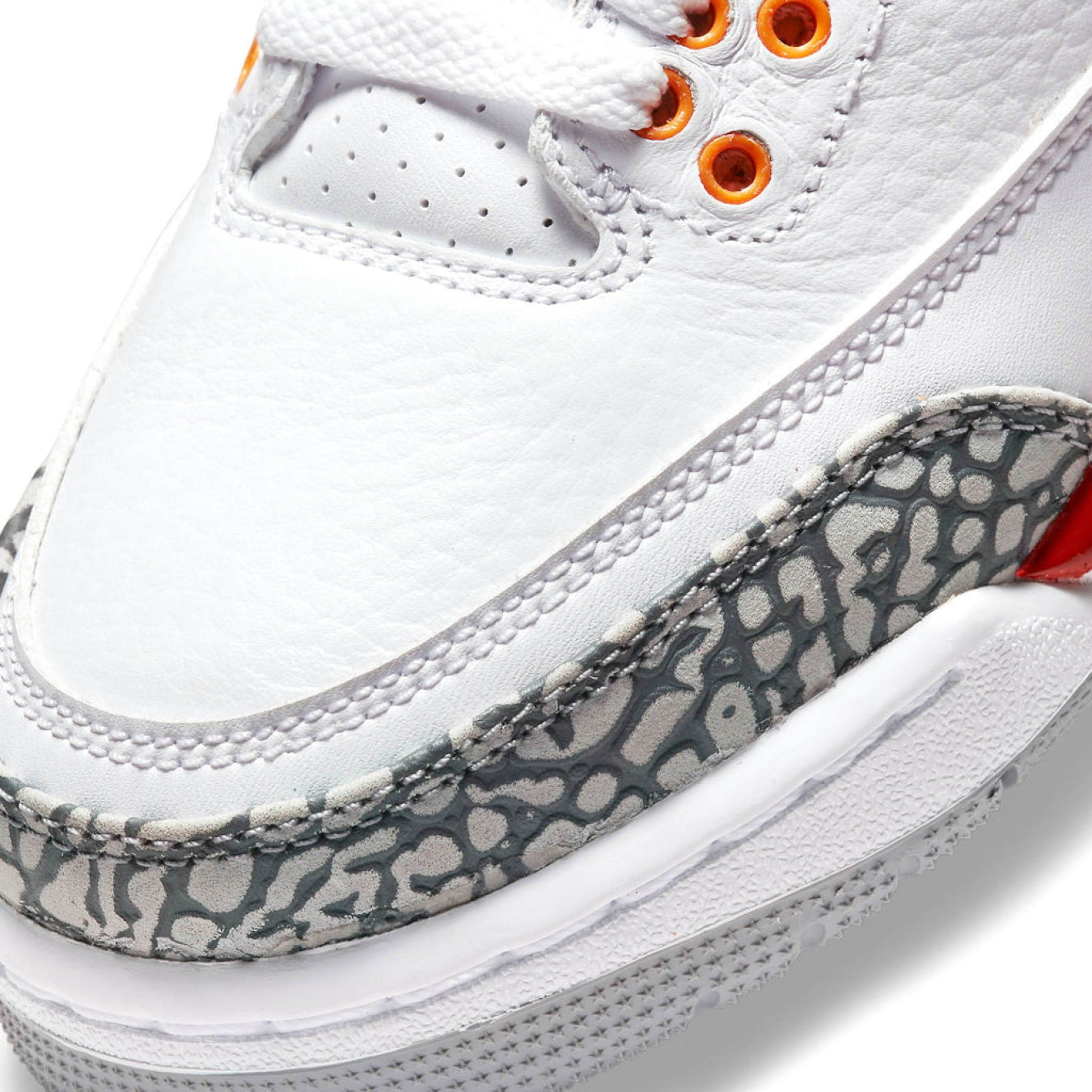 Air Jordan 3 Retro 'Cardinal Red' - Streetwear Fashion - thesclo.com