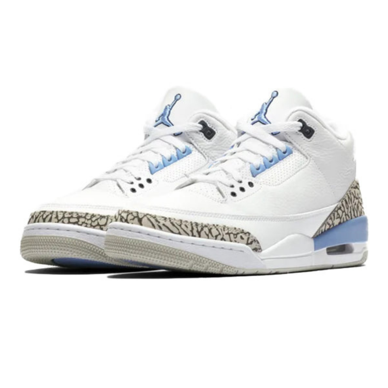 Air Jordan 3 Retro 'UNC' - Streetwear Fashion - thesclo.com