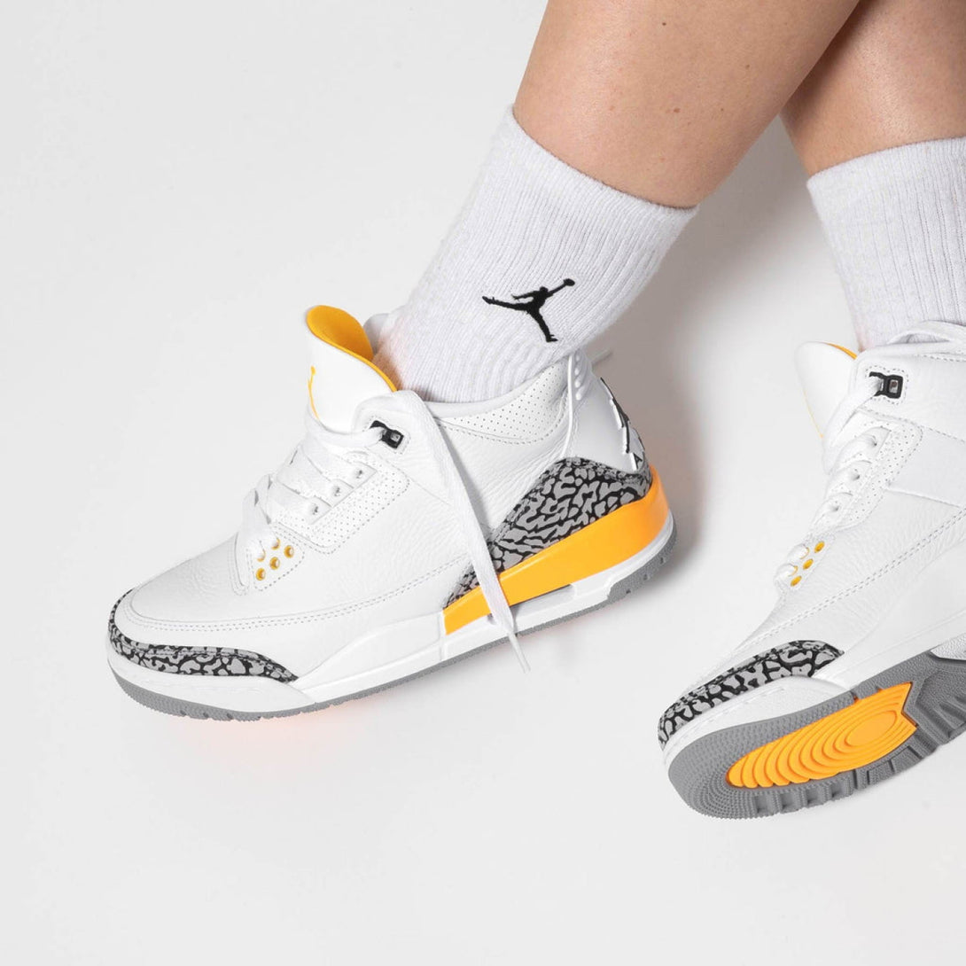 Air Jordan 3 Retro Wmns 'Laser Orange' - Streetwear Fashion - thesclo.com