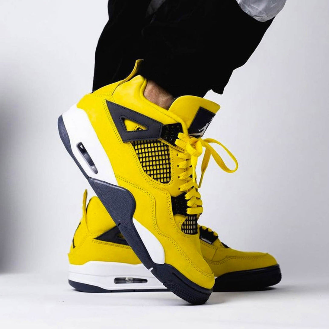 Air Jordan 4 Retro 'Lightning' 2021 - Streetwear Fashion - thesclo.com