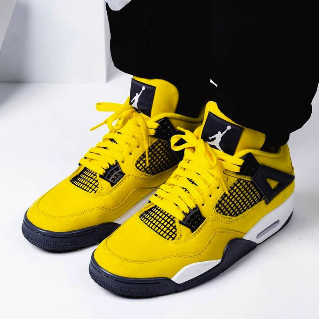 Air Jordan 4 Retro 'Lightning' 2021 - Streetwear Fashion - thesclo.com