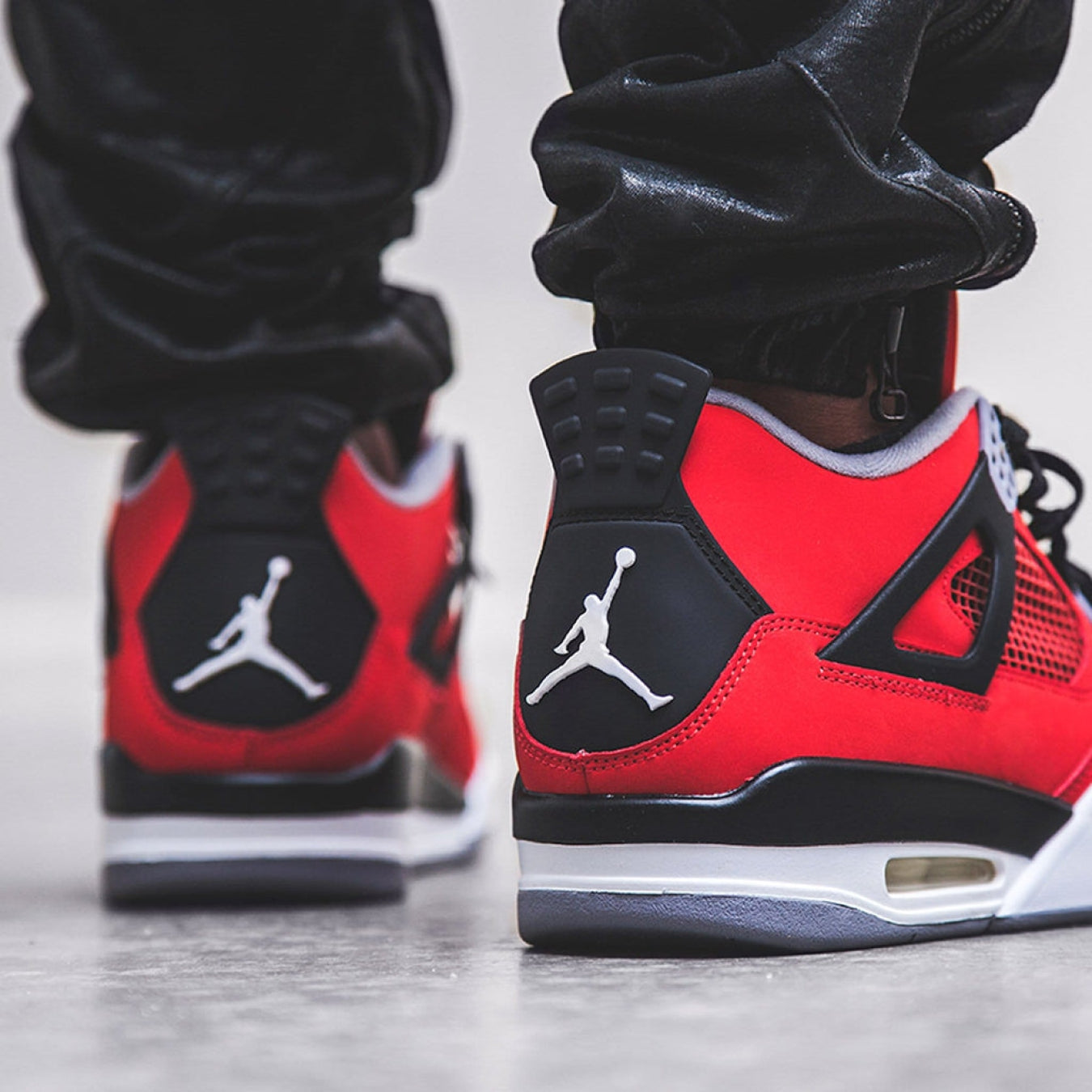 Air Jordan 4 Retro 'Toro Bravo' - Streetwear Fashion - thesclo.com