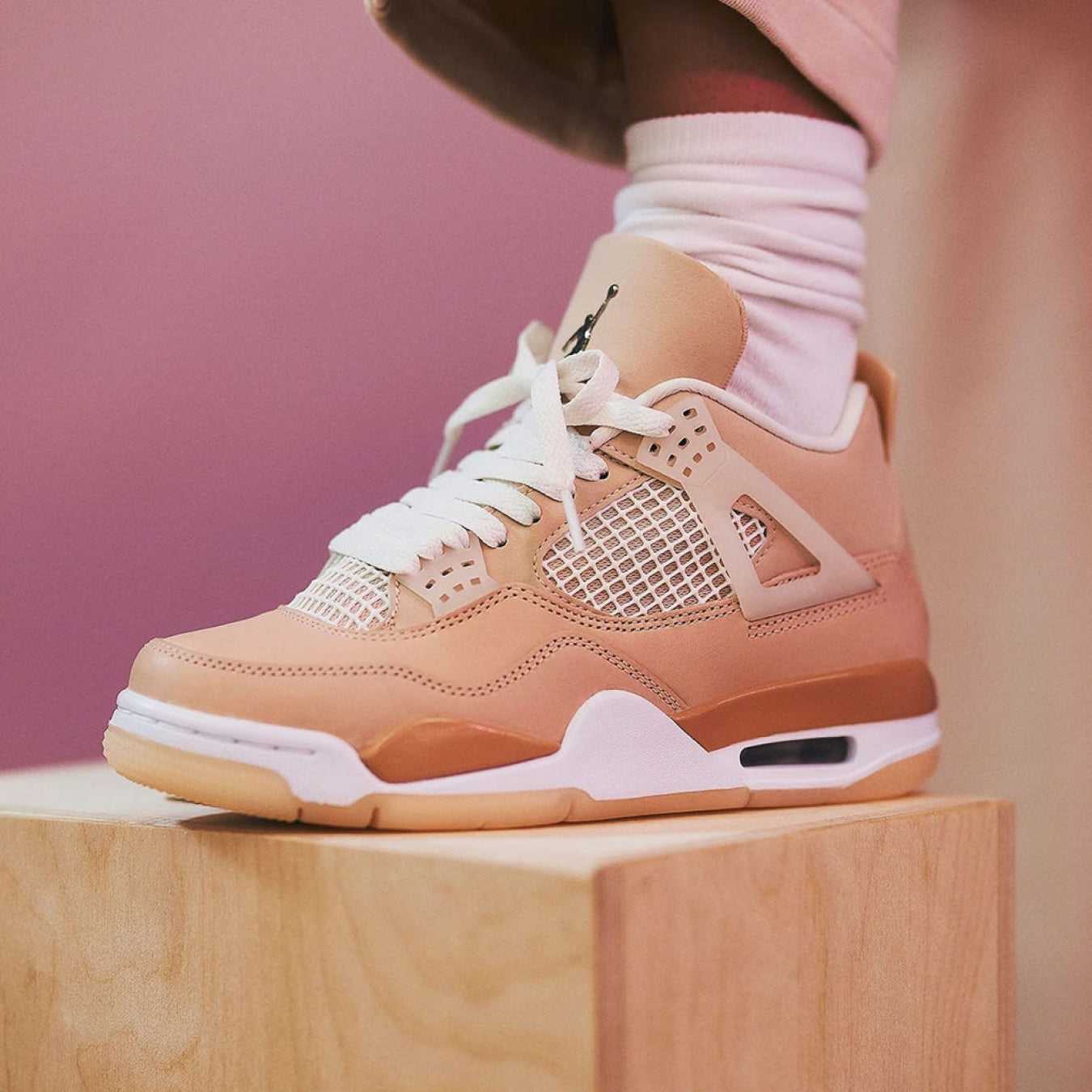 Air Jordan 4 Retro Wmns 'Shimmer' - Streetwear Fashion - thesclo.com