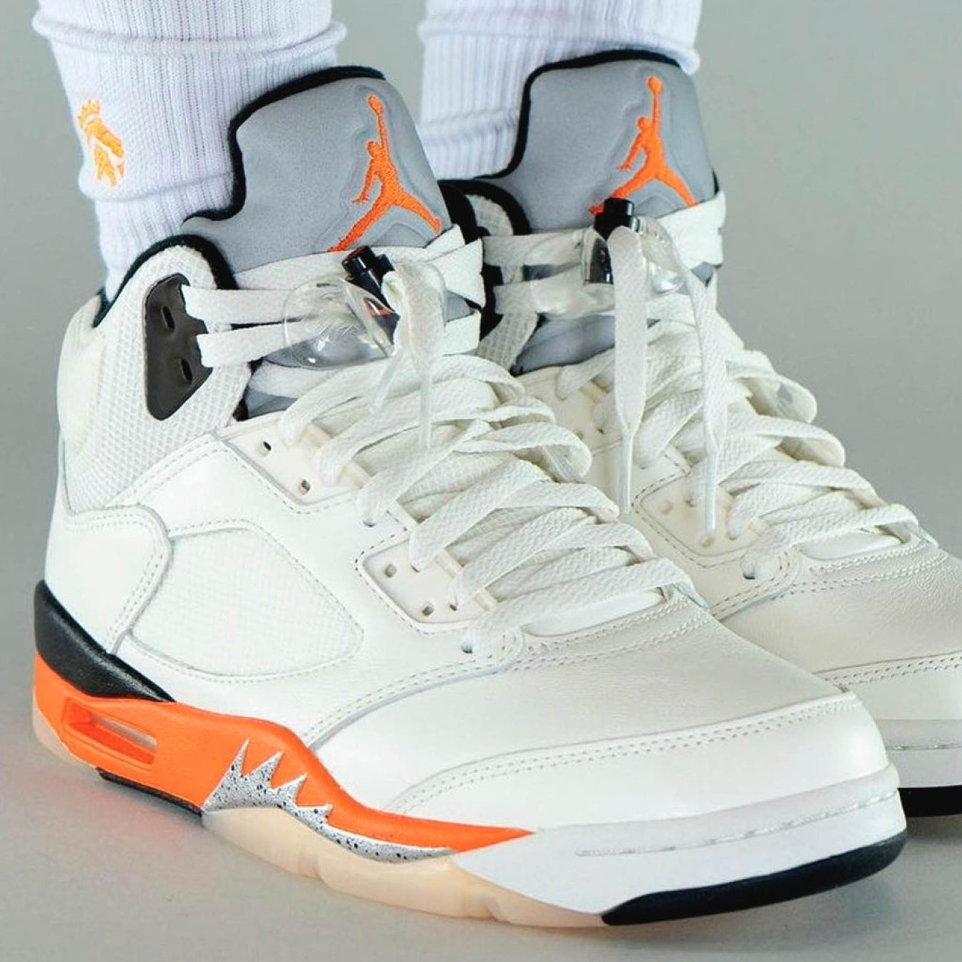 Air Jordan 5 Retro 'Shattered Backboard' - Streetwear Fashion - thesclo.com