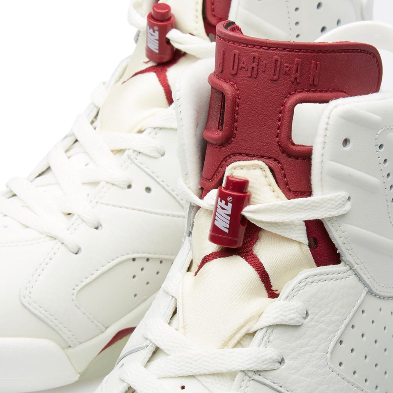 Air Jordan 6 Retro Maroon - Streetwear Fashion - thesclo.com