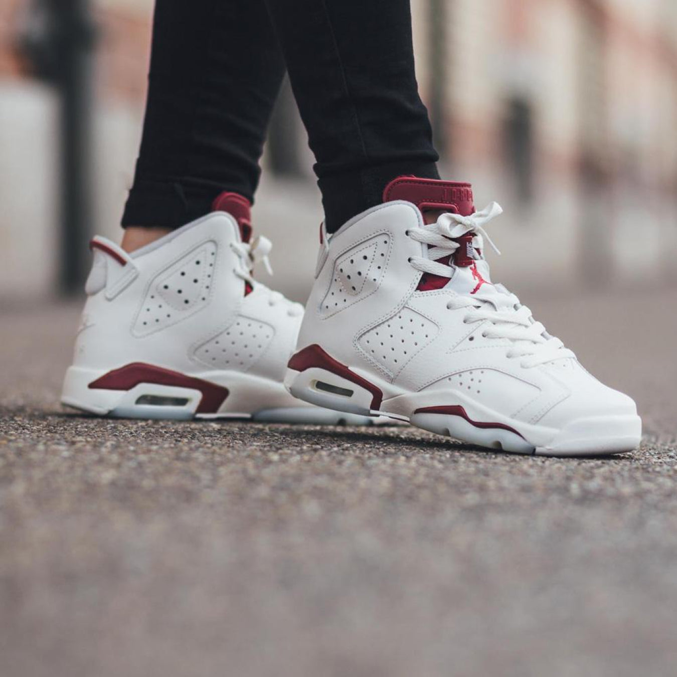 Air Jordan 6 Retro Maroon - Streetwear Fashion - thesclo.com