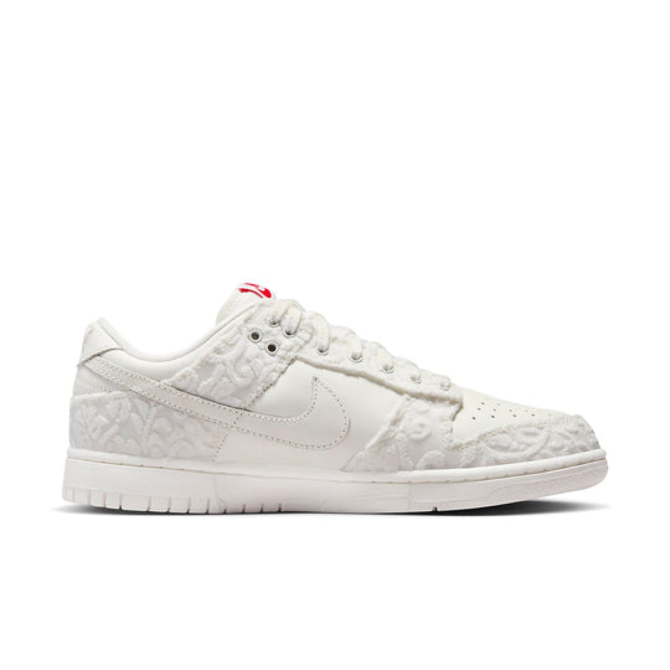 Nike Dunk Low 'Give Her Flowers' - Streetwear Fashion - thesclo.com