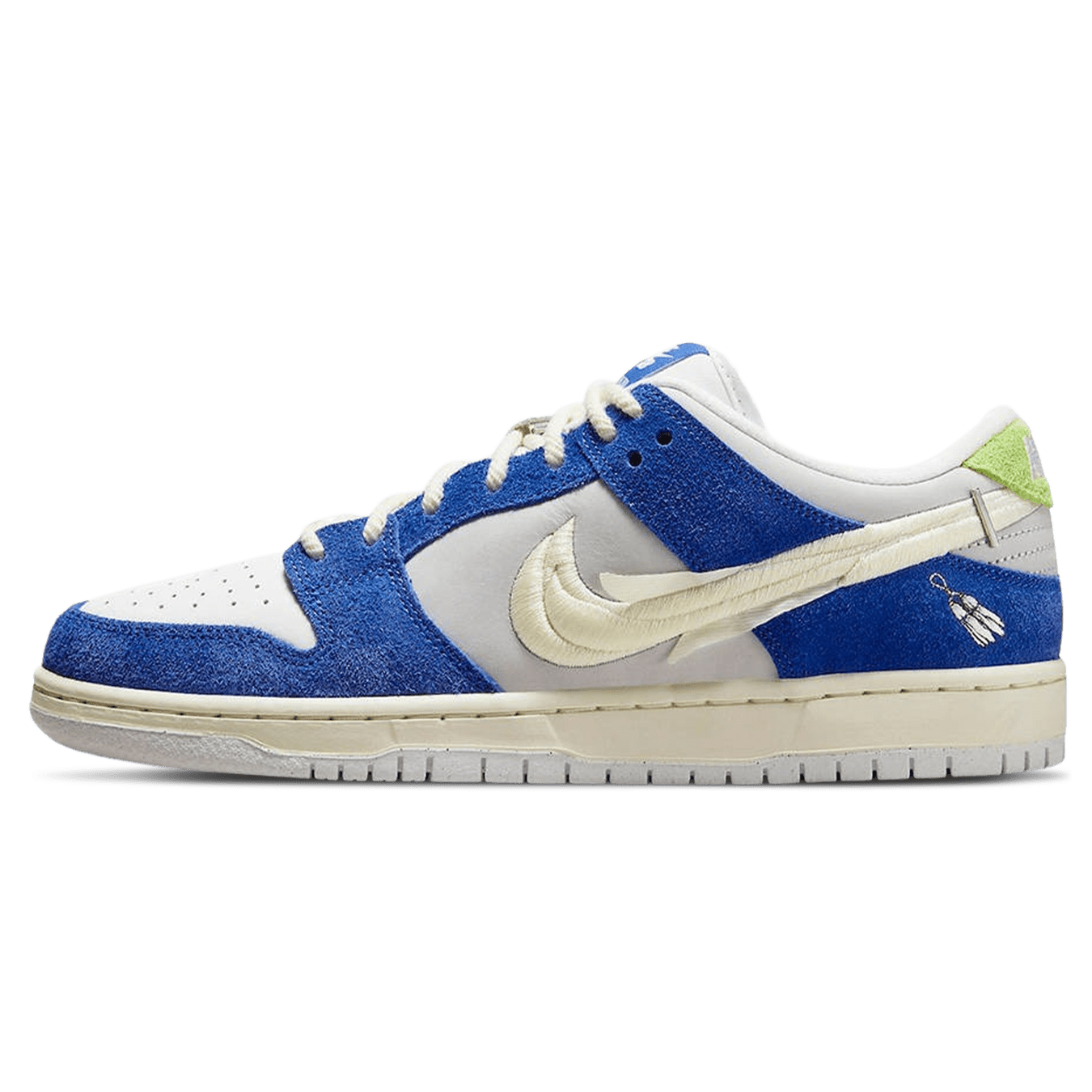 Nike Dunk Low Pro SB x Fly Streetwear- Streetwear Fashion - thesclo.com