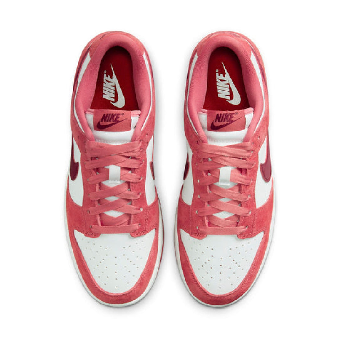 Nike Dunk Low 'Valentines Day' - Streetwear Fashion - thesclo.com