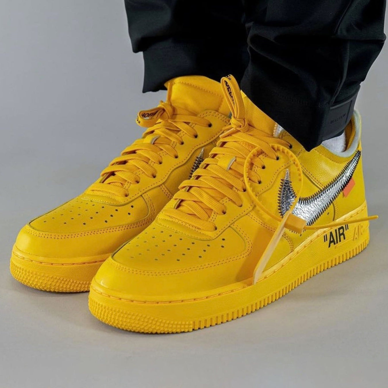 Off-White x Nike Air Force 1 Low ‘Lemonade’ - Streetwear Fashion - thesclo.com