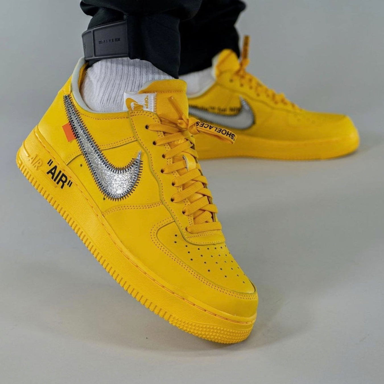 Off-White x Nike Air Force 1 Low ‘Lemonade’ - Streetwear Fashion - thesclo.com