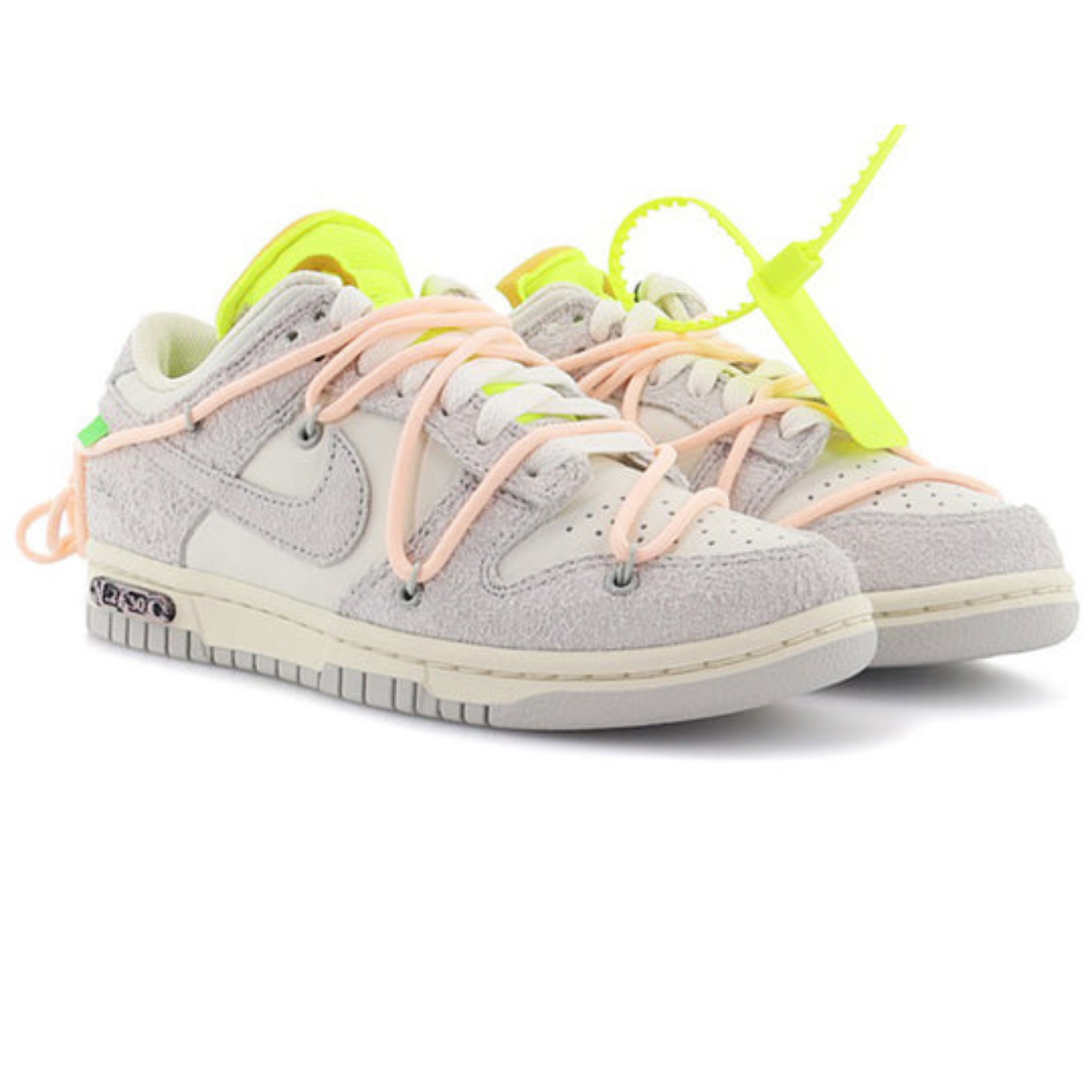 Off-White x Nike Dunk Low 'Lot 12 of 50' - Streetwear Fashion - thesclo.com