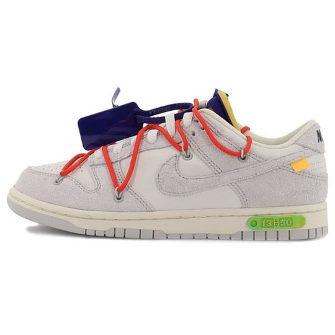 Off-White x Nike Dunk Low 'Lot 13 of 50' - Streetwear Fashion - thesclo.com