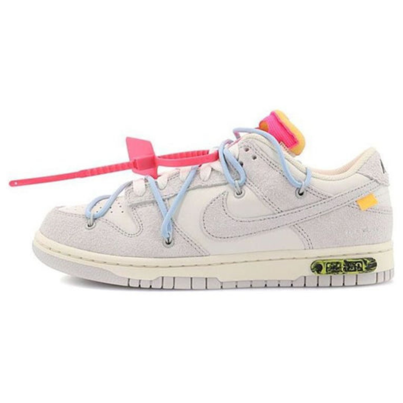 Off-White x Nike Dunk Low 'Lot 38 of 50' - Streetwear Fashion - thesclo.com