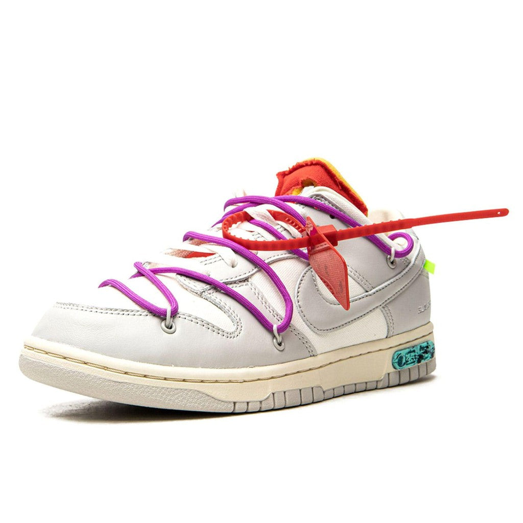 Off-White x Nike Dunk Low 'Lot 45 of 50'- Streetwear Fashion - thesclo.com