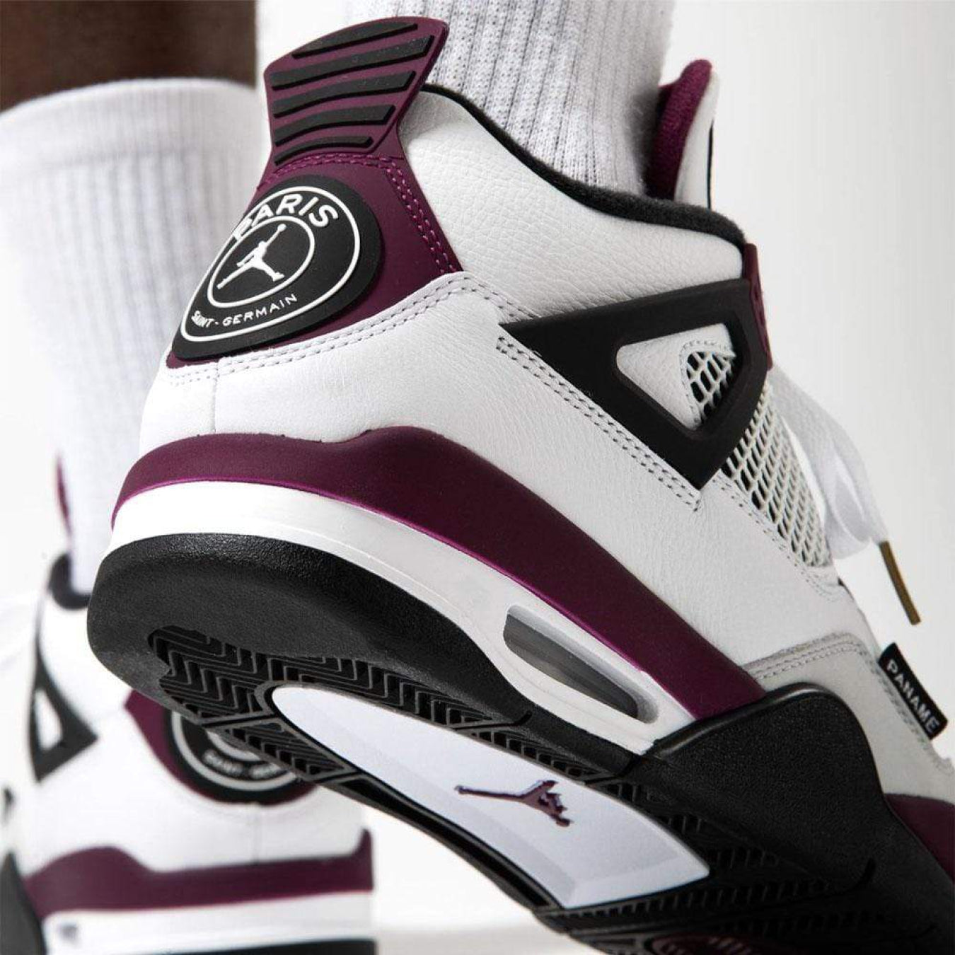 Paris Saint-Germain x Air Jordan 4 Retro 'Bordeaux' - Streetwear Fashion - thesclo.com