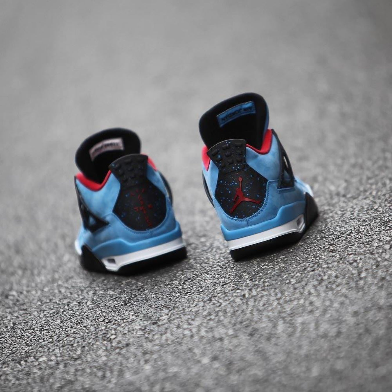 Travis Scott x Air Jordan 4 Houston Oilers Cactus Jack - Streetwear Fashion - thesclo.com