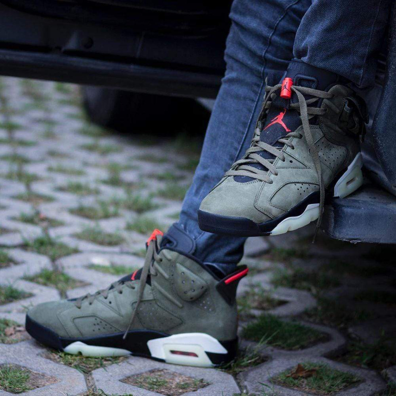 Travis Scott x Air Jordan 6 Retro 'Olive' - Streetwear Fashion - thesclo.com