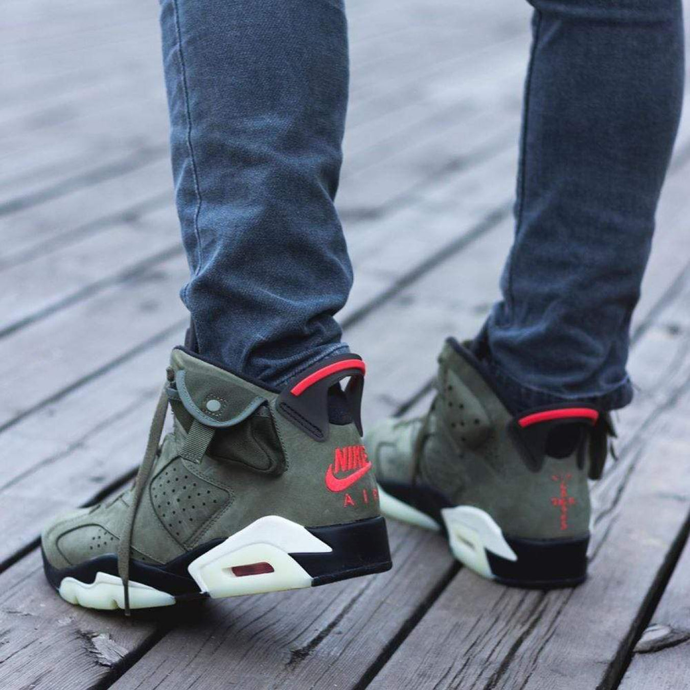 Travis Scott x Air Jordan 6 Retro 'Olive' - Streetwear Fashion - thesclo.com